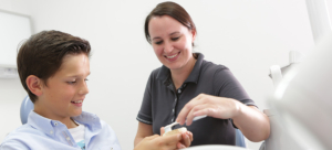 Behandlung Kinder - Zahnarztpraxis Markus Nordt