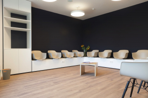 Neubau Wartezimmer Praxis Markus Nordt